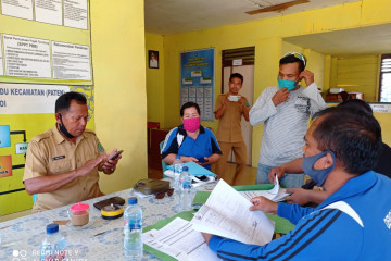 Pelayanan PBB On Location di di Desa Mansalong Kecamatan Lumbis