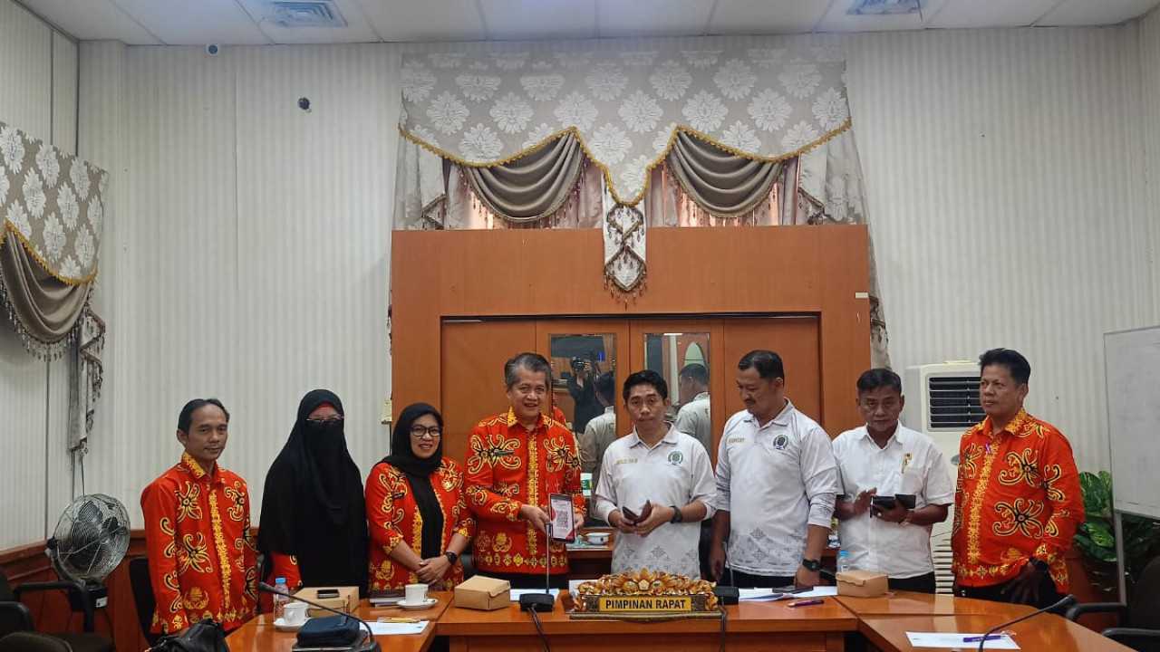 Komisi II DPRD Kabupaten Nunukan menggelar Rapat Kerja bersama Badan Pendapatan Daerah Kabupaten Nunukan